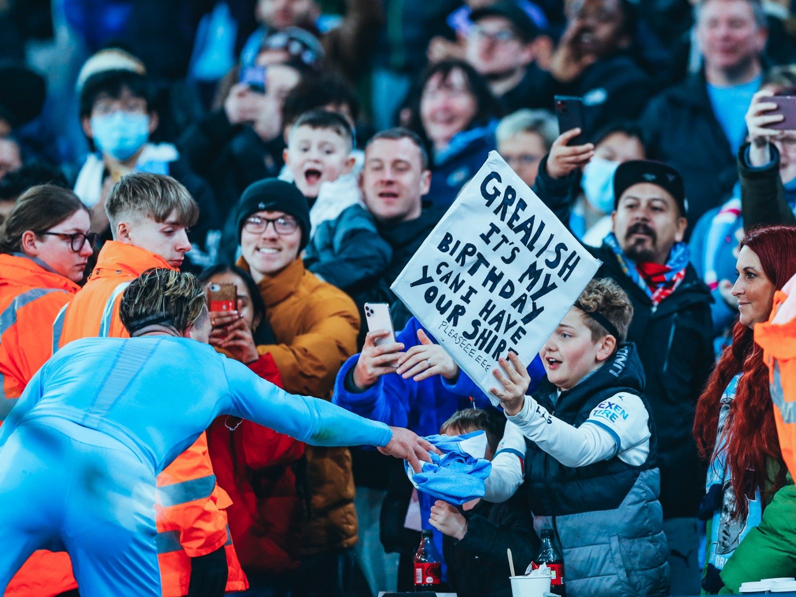 希望追随他 希望追随他